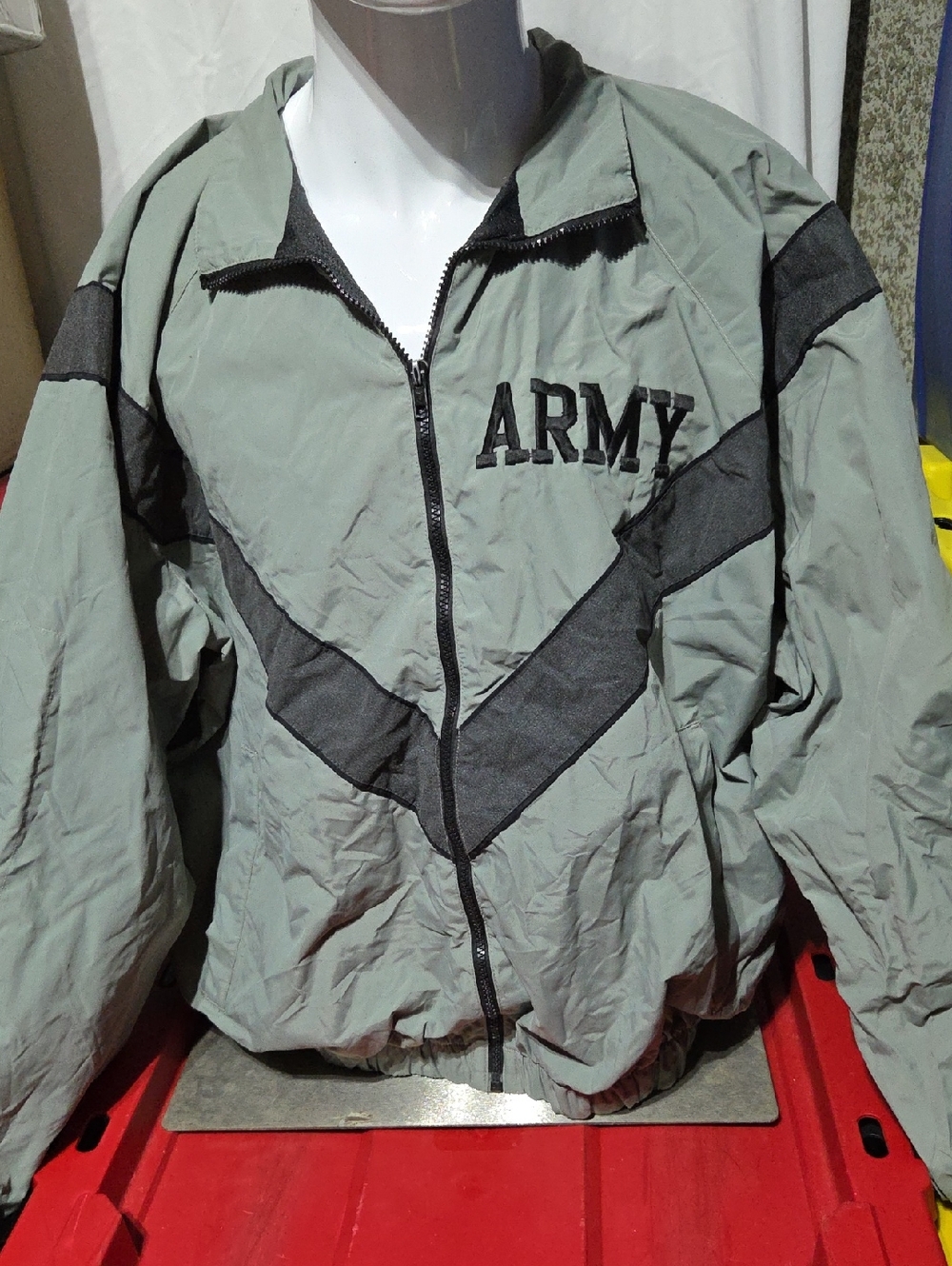 U.S. ARMY PT JACKET